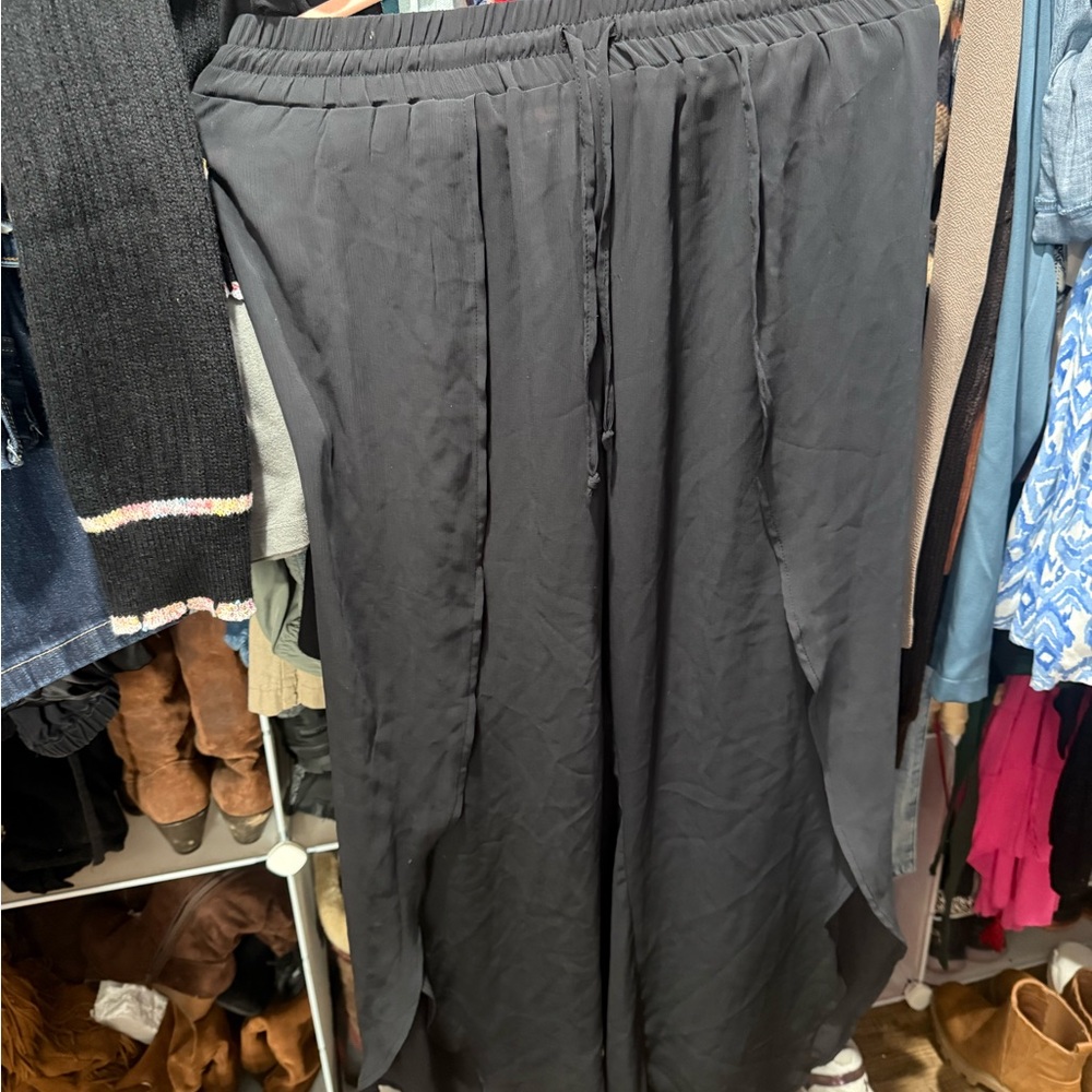 Time and Tru Black Recycled Polyester Pants